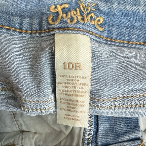 Justice Girl’s Light Wash Stretch Denim Jean Shorts - Picture 5 of 6